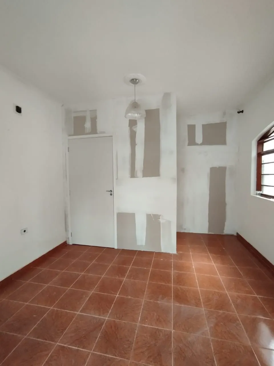 Ambiente finalizado com forro branco