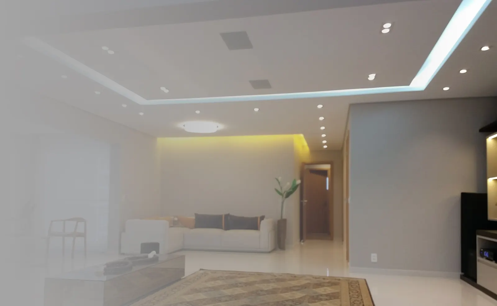 Sanca de gesso com iluminação indireta